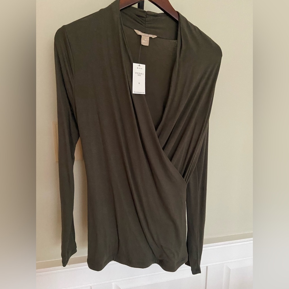 Banana Republic blouse size M